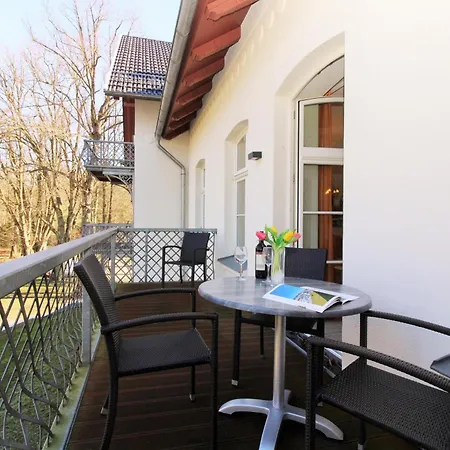 Jagdschloss Zu 10 公寓 *